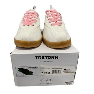 Women’s TRETORN Nylite Plus Canvas Vintage Inspired Sneakers, Size 7.5.